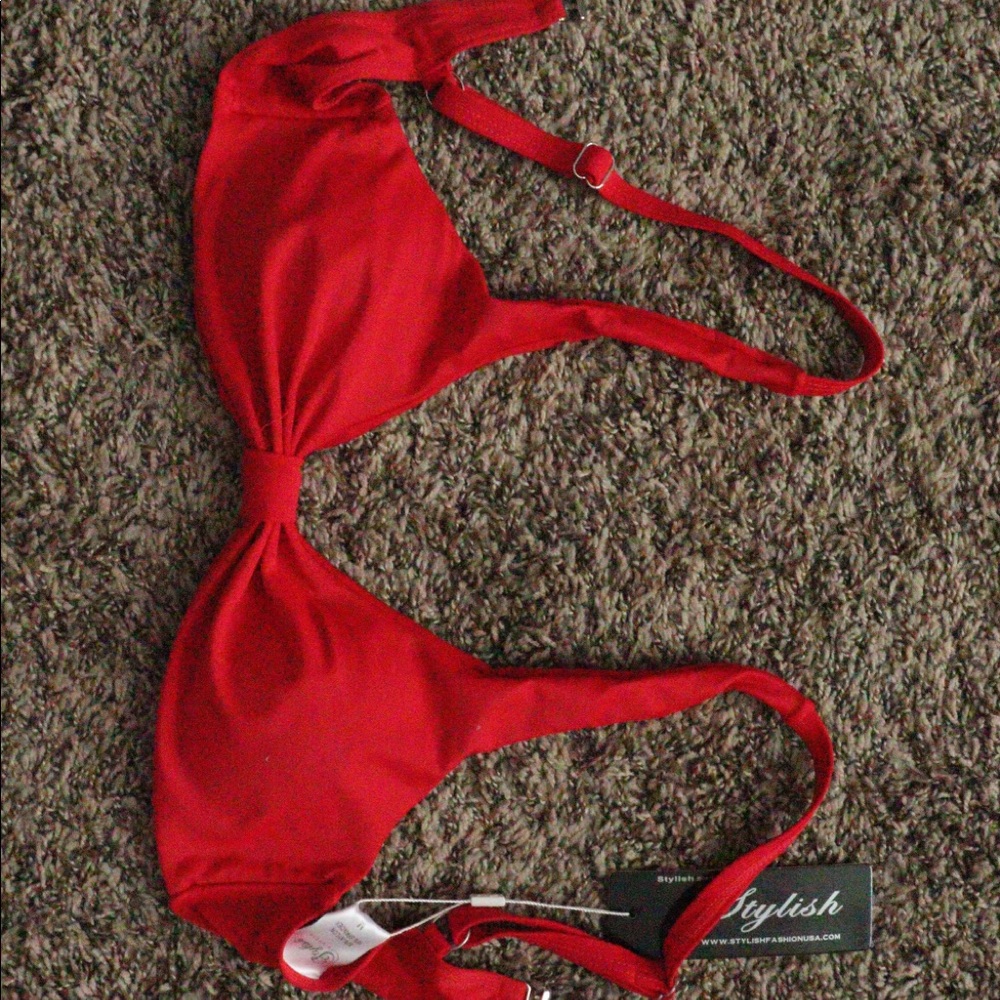 Bikini top, size M.